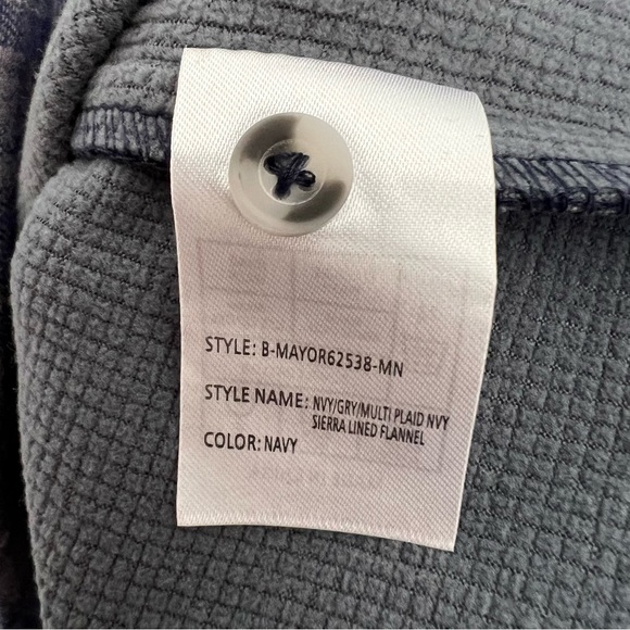 The "Sierra Lined Flannel" by Nomad NWT Thermal Lined Sturdy Flannel Button Up M - Picture 9 of 11
